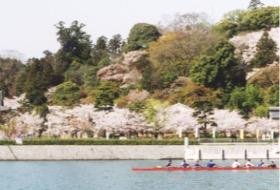 石山寺と瀬田川